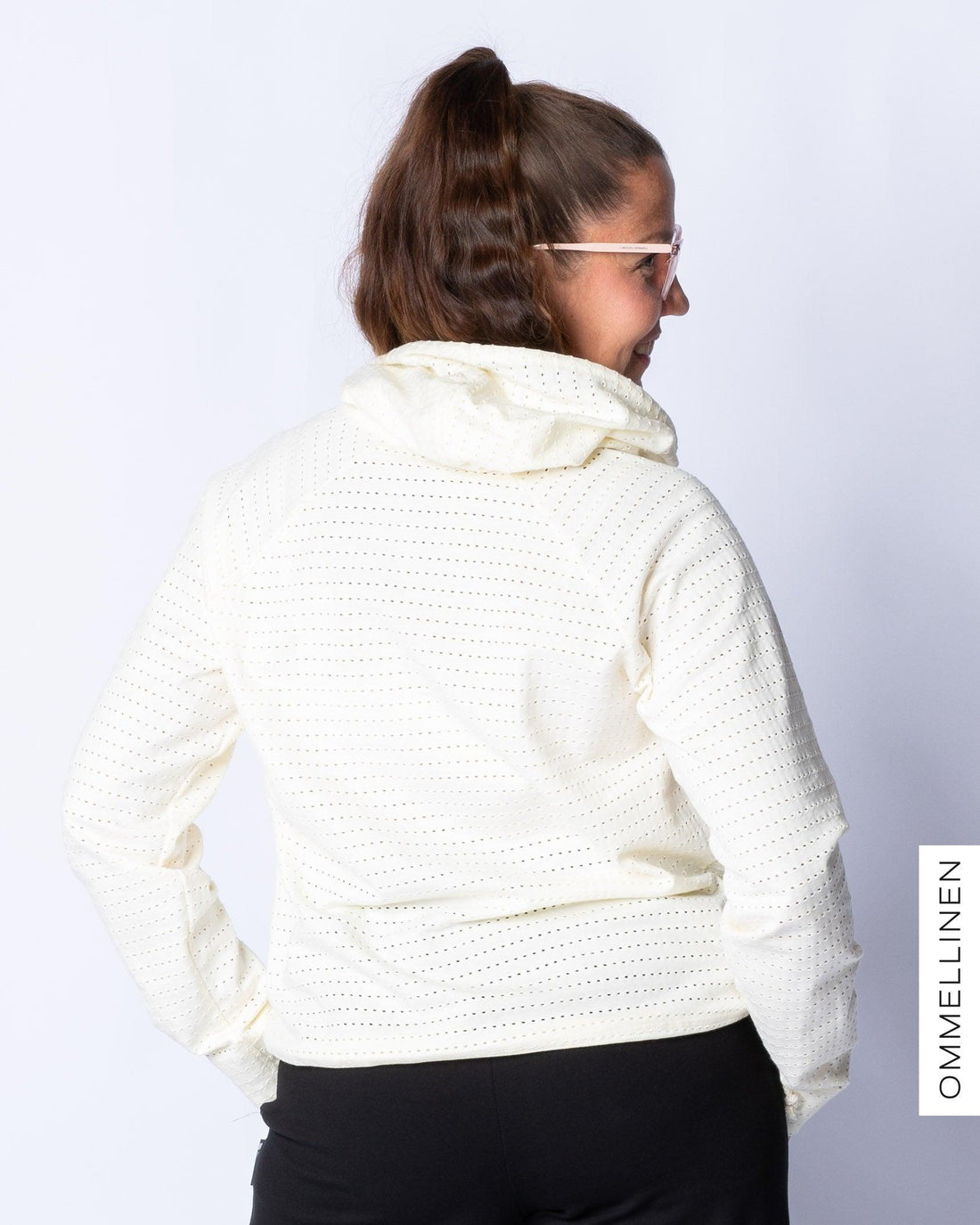 ReikÀneuloshuppari, Kerma - Ommellinen