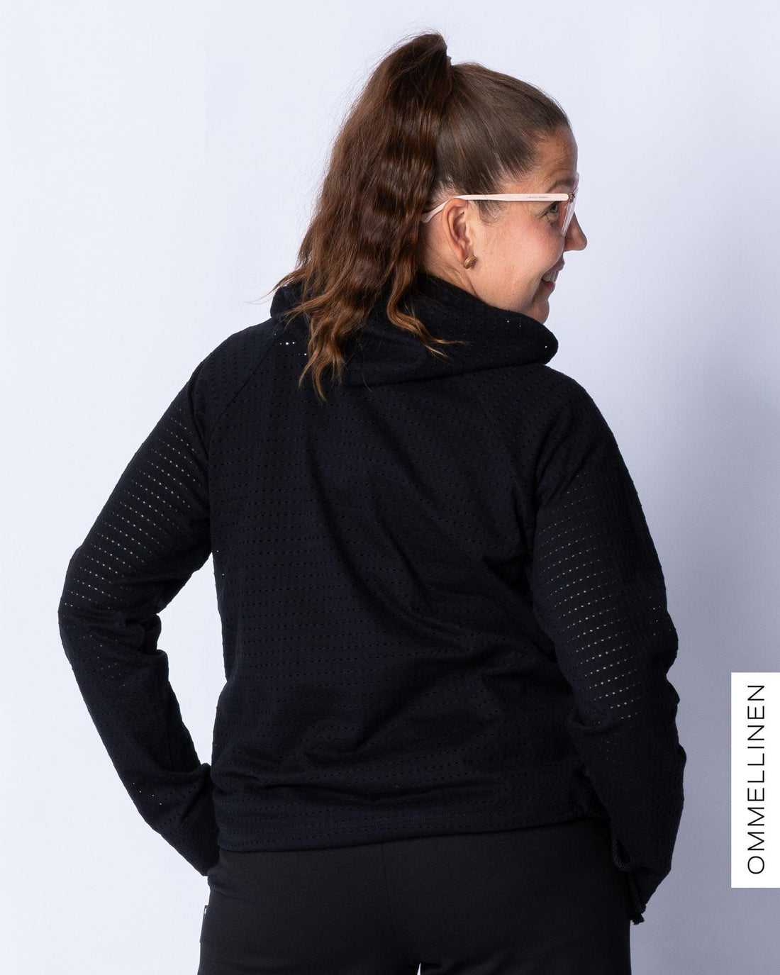 ReikÀneuloshuppari, Musta - Ommellinen